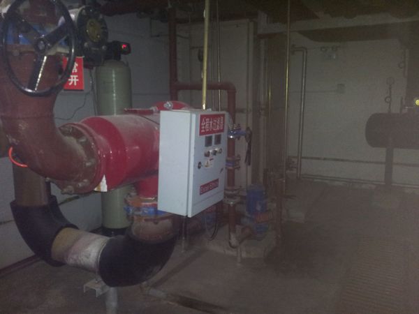 全自動(dòng)刷式過(guò)濾器與手搖刷式過(guò)濾器有哪些區(qū)別